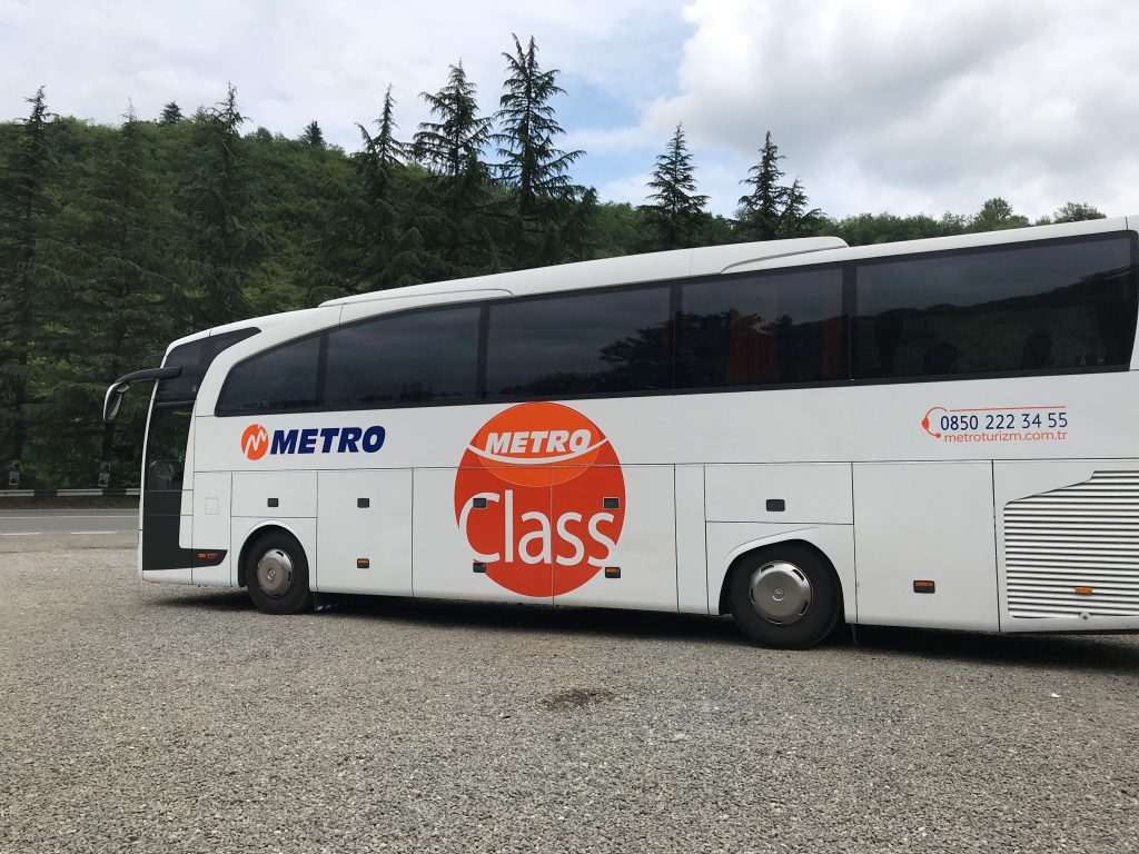メトロ社のバス