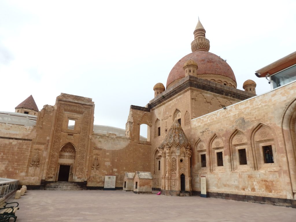 イサク・パシャ宮殿